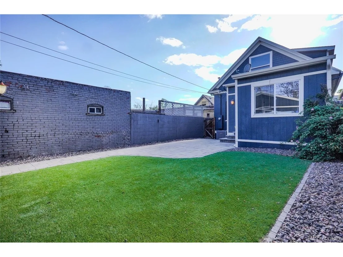Photo of 360 Inca St