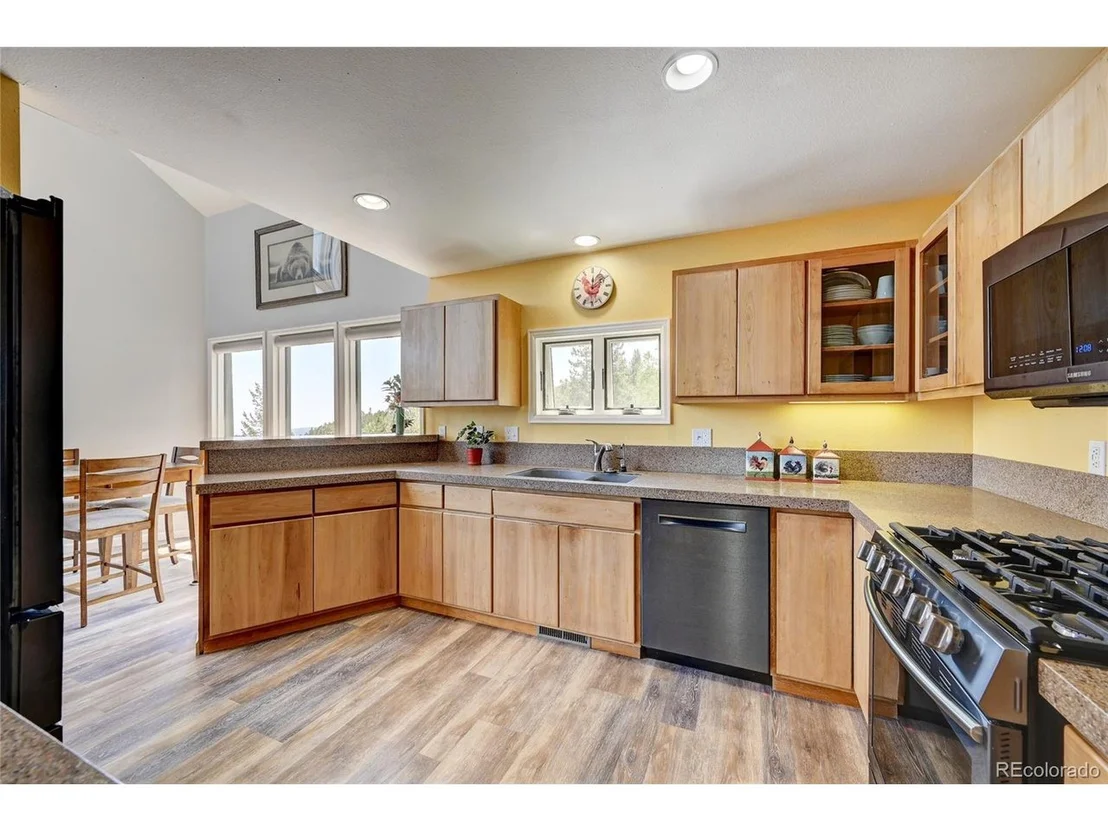 Photo of 30382 Mary Dr