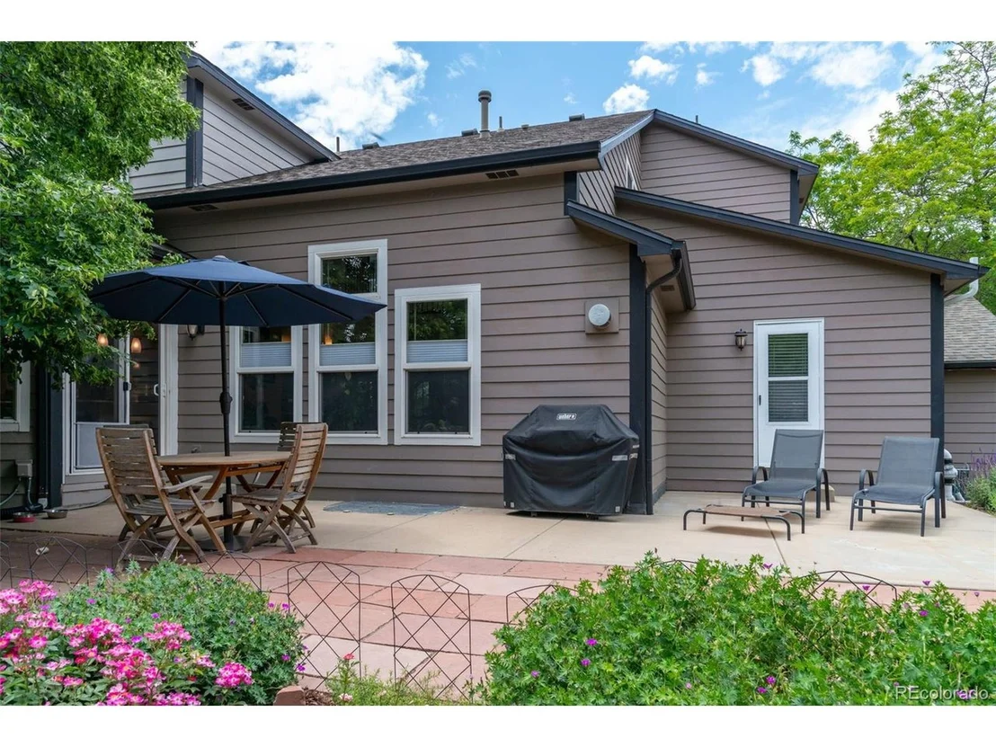 Photo of 2455 Mallard Cir