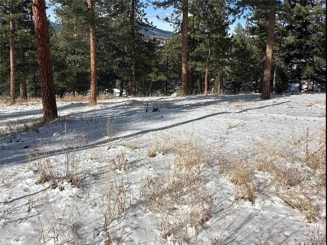 Photo of 4761 Forest Hill Rd