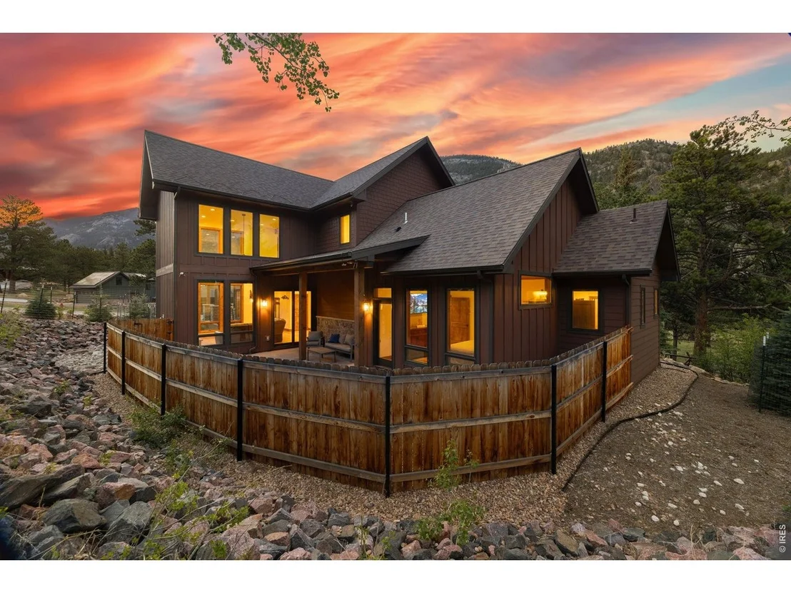Photo of 2742 Ypsilon Cir