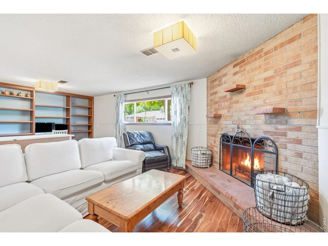 Photo of 14 Princeton Cir