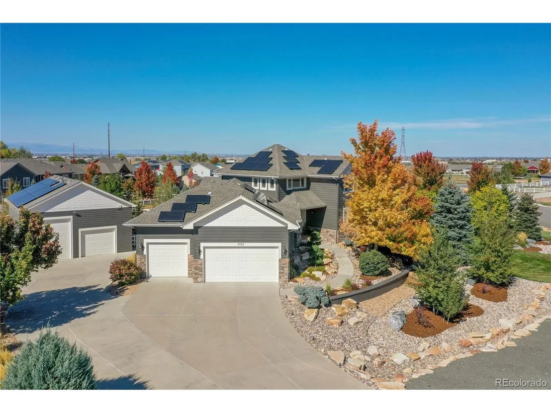 Photo of 3755 Golden Eagle Dr