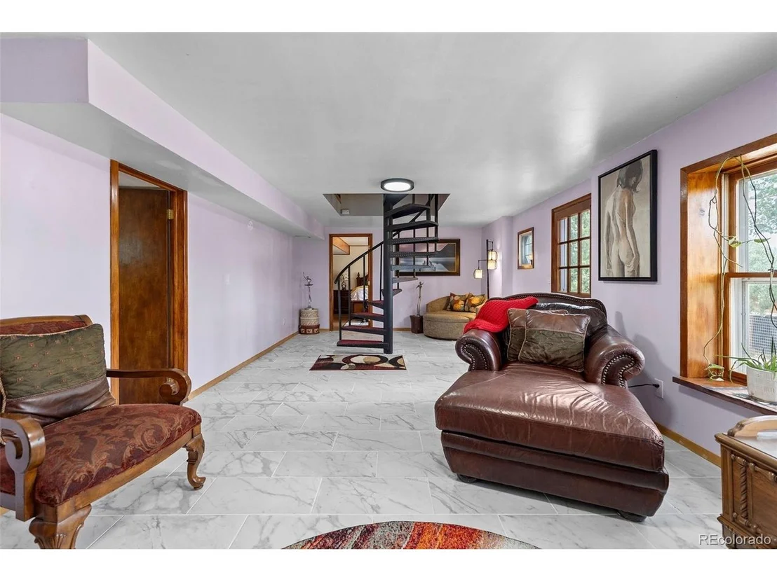 Photo of 41 Yew Ln