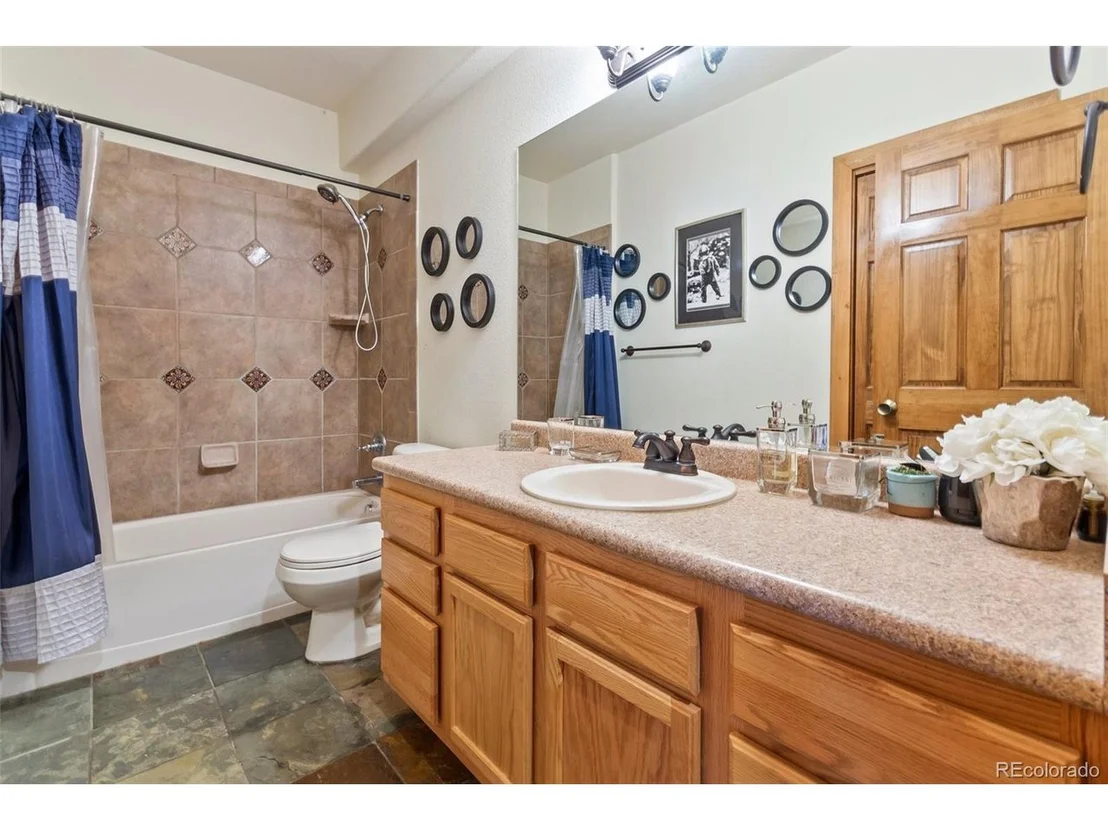 Photo of 4755 Delaware Dr
