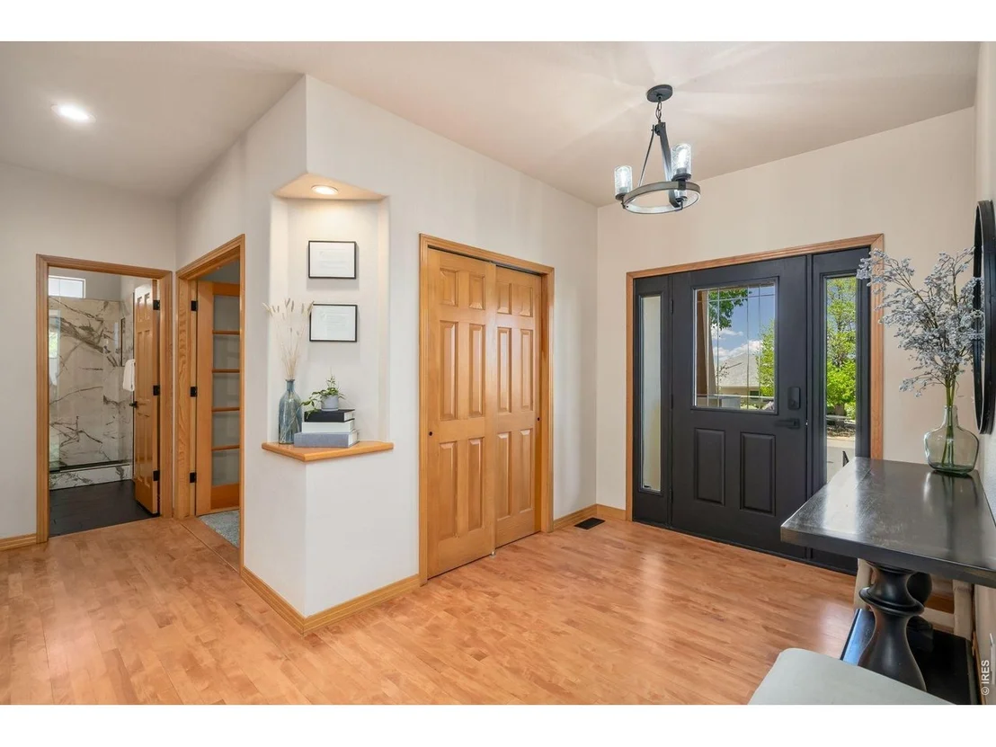 Photo of 6035 Watson Dr