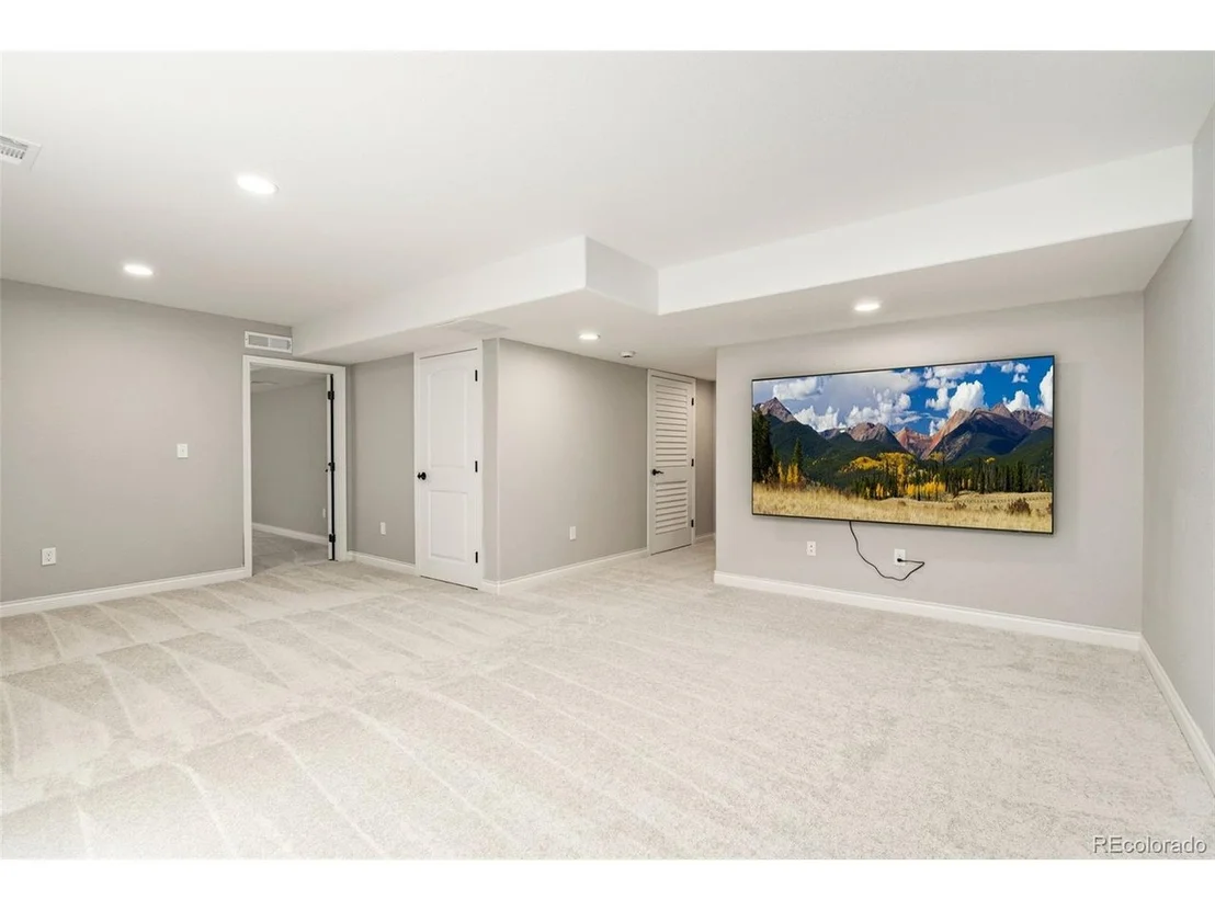 Photo of 2055 Vineyard Ct