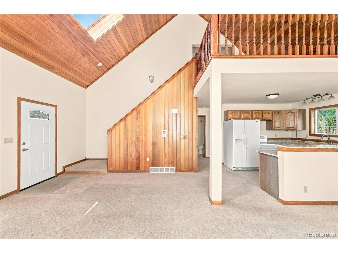 Photo of 211 Cedar Way