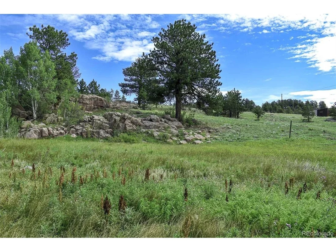 Photo of 32 Peak Dr
