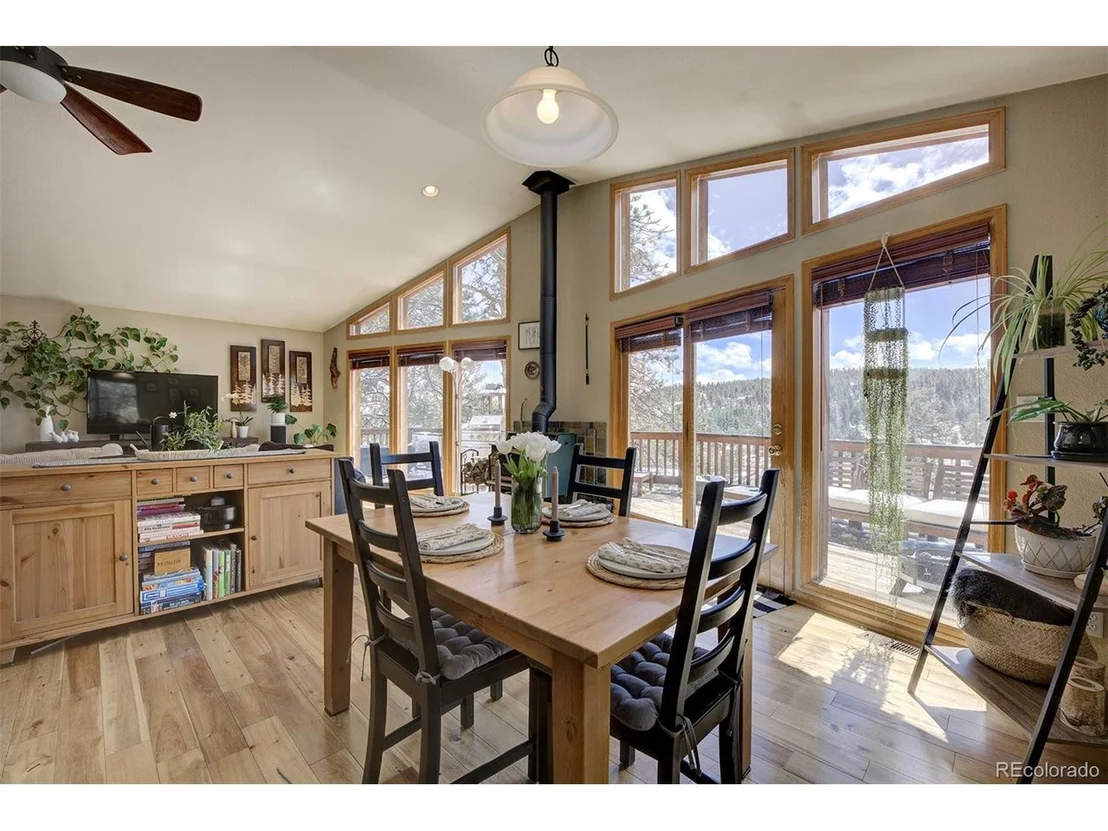 Photo of 454 Conifer Dr