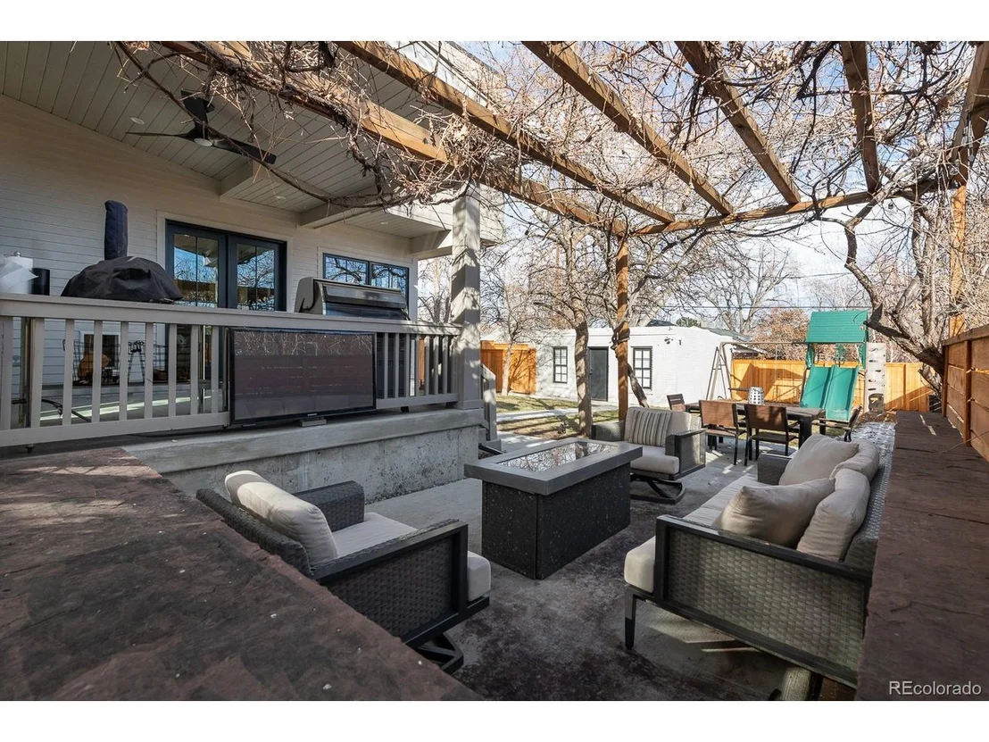 Photo of 4150 N Hooker St