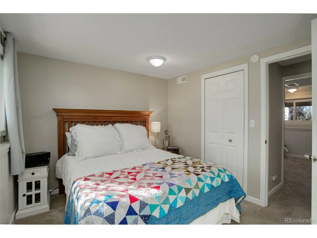 Photo of 222 Helena Cir