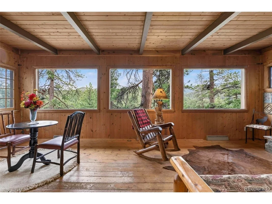 Photo of 354 Mesa Dr