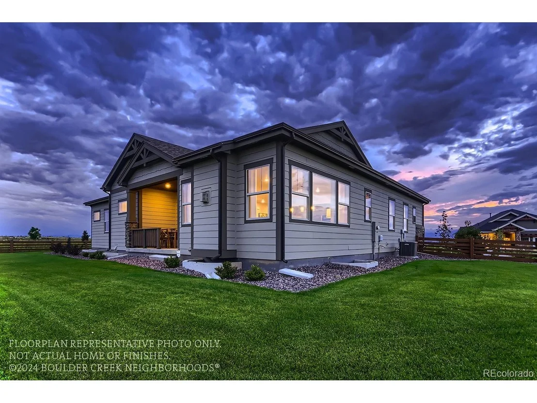 Photo of 853 Quarry Cir