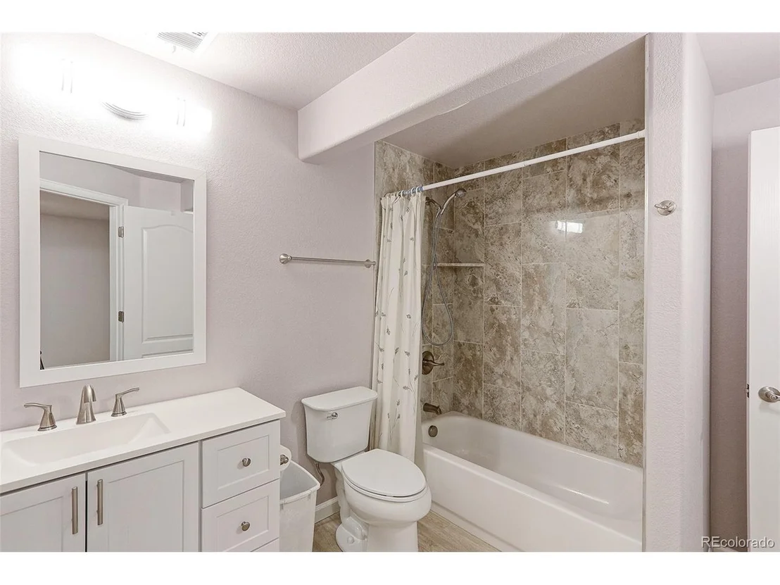 Photo of 2347 E 126th Loop