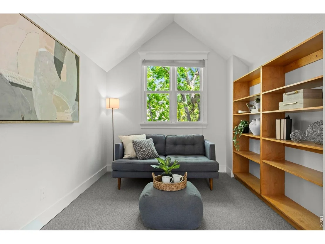 Photo of 804 Dewey Ave