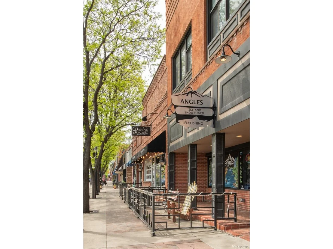 Photo of 539 Baker St