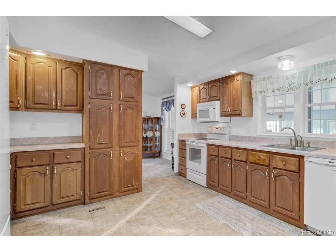 Photo of 12825 Garrett Rd