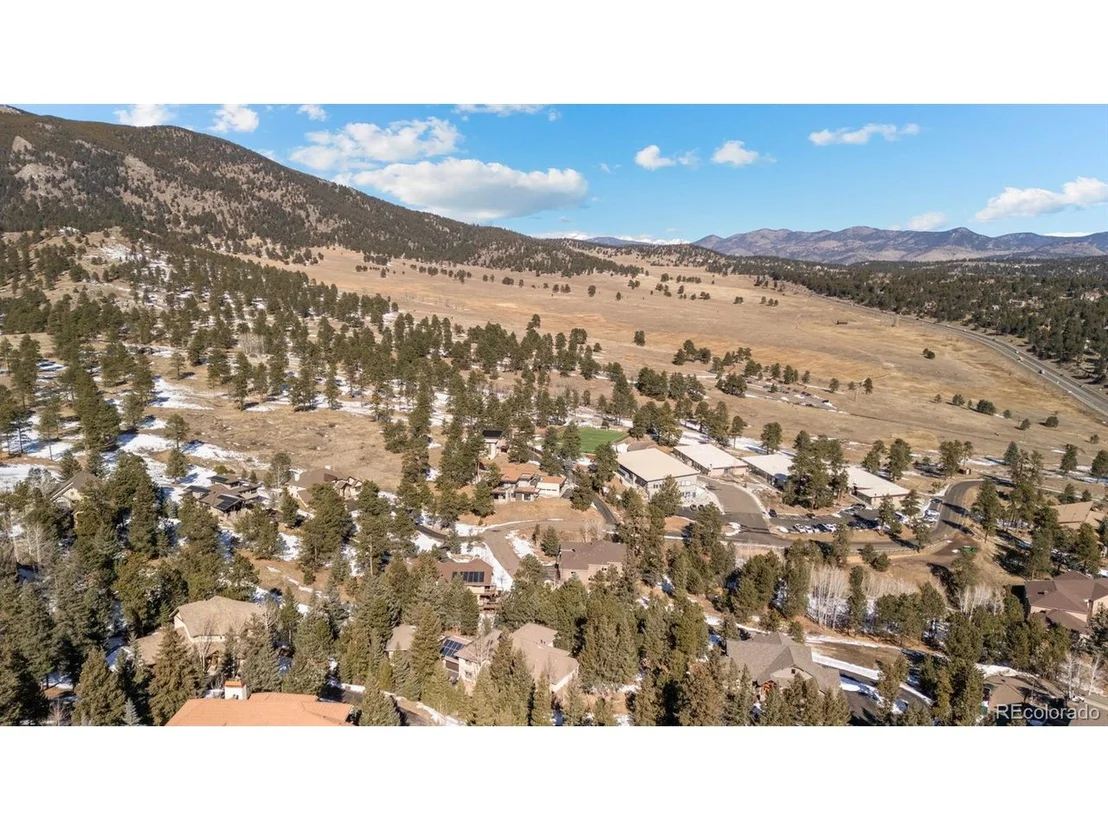 Photo of 3064 Elk View Dr