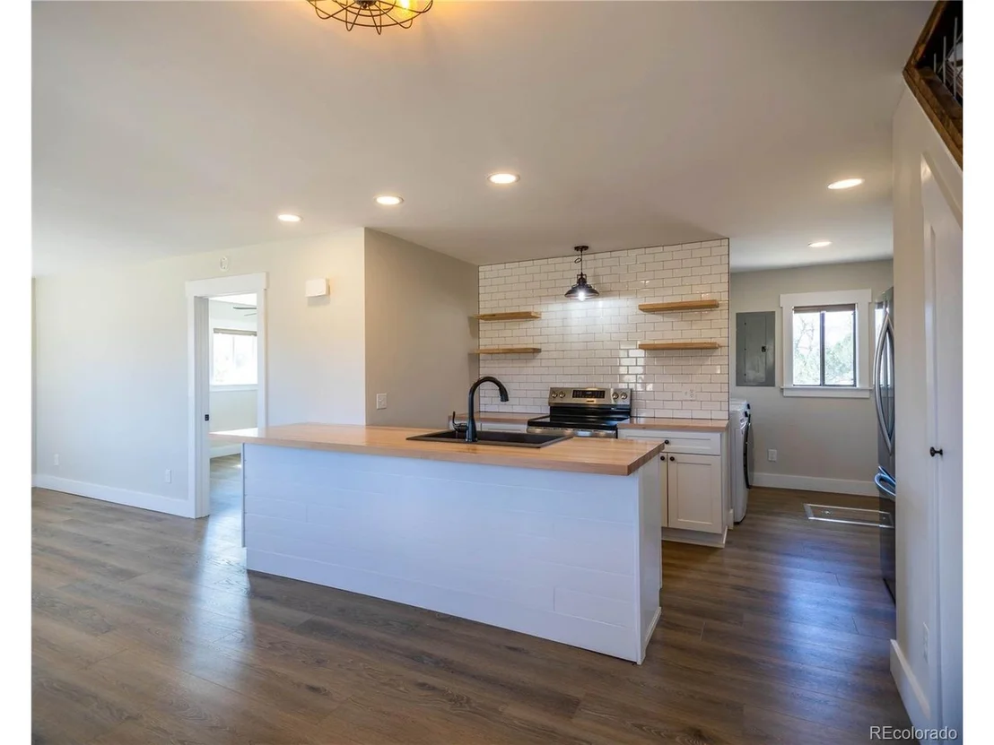 Photo of 10190 W County Road 190