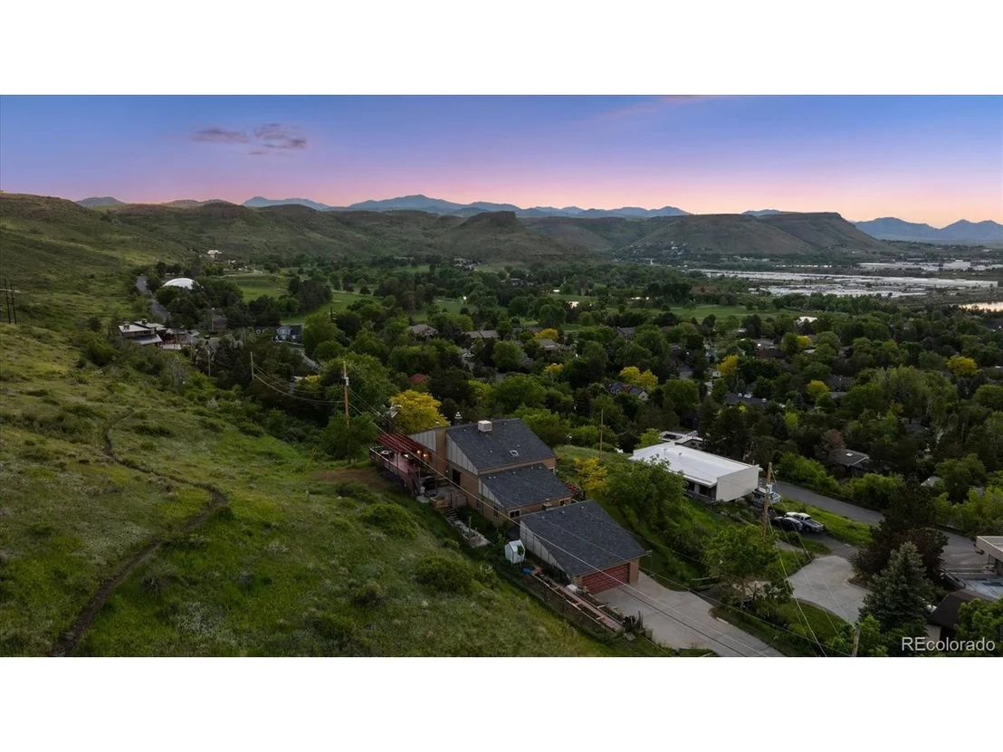 Photo of 2605 Cactus Cir