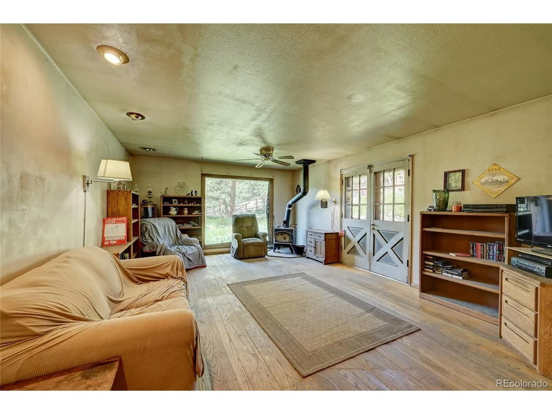 Photo of 28998 Fleming Rd