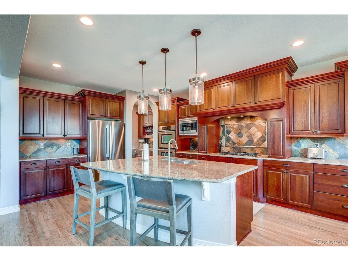 Photo of 9591 Sunset Hill Dr