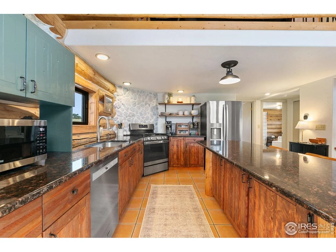Photo of 344 Snowmass Dr