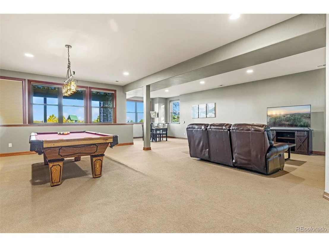 Photo of 47375 Conifer Cir