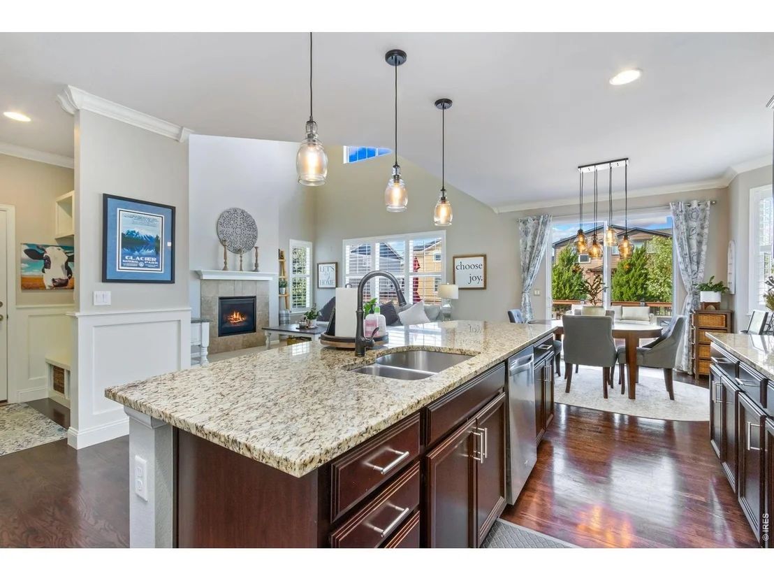 Photo of 6772 Rainier Rd