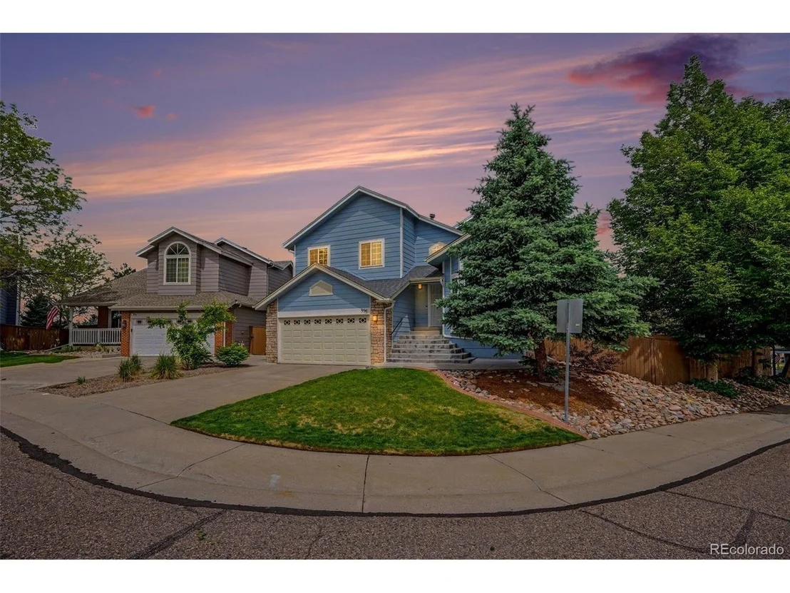 Photo of 995 Garden Dr