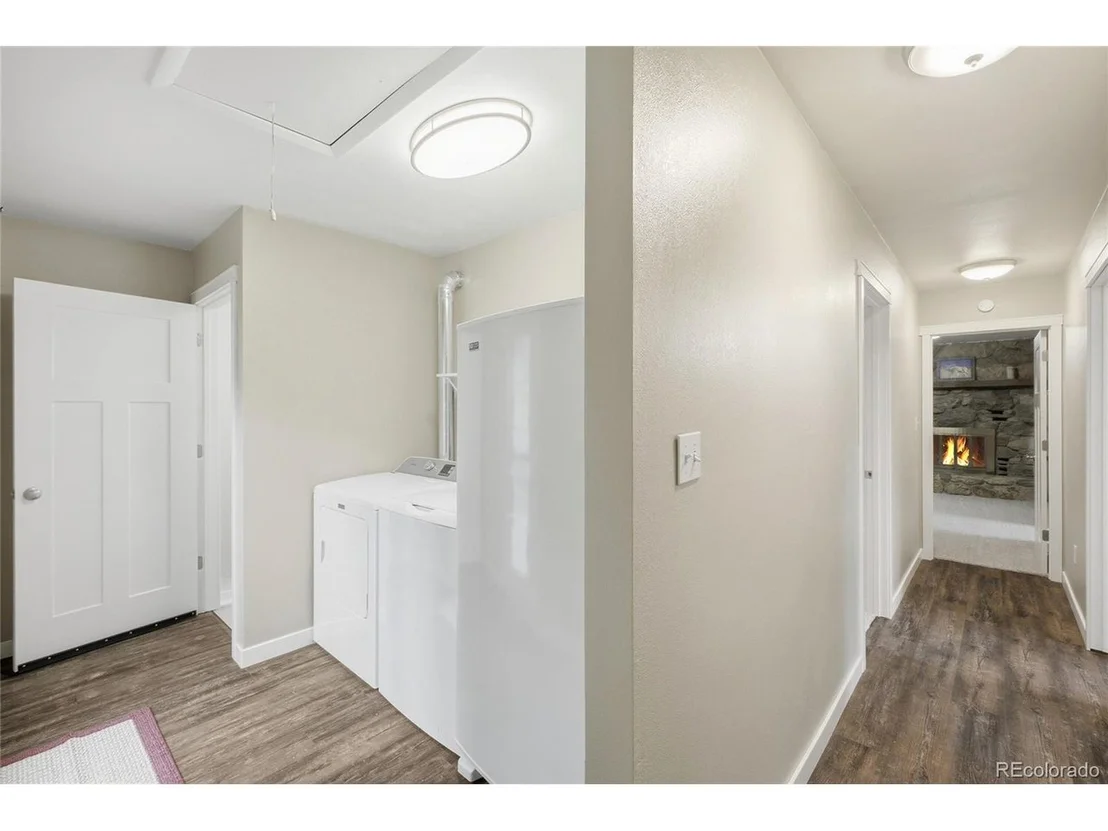 Photo of 356 Gold Rd