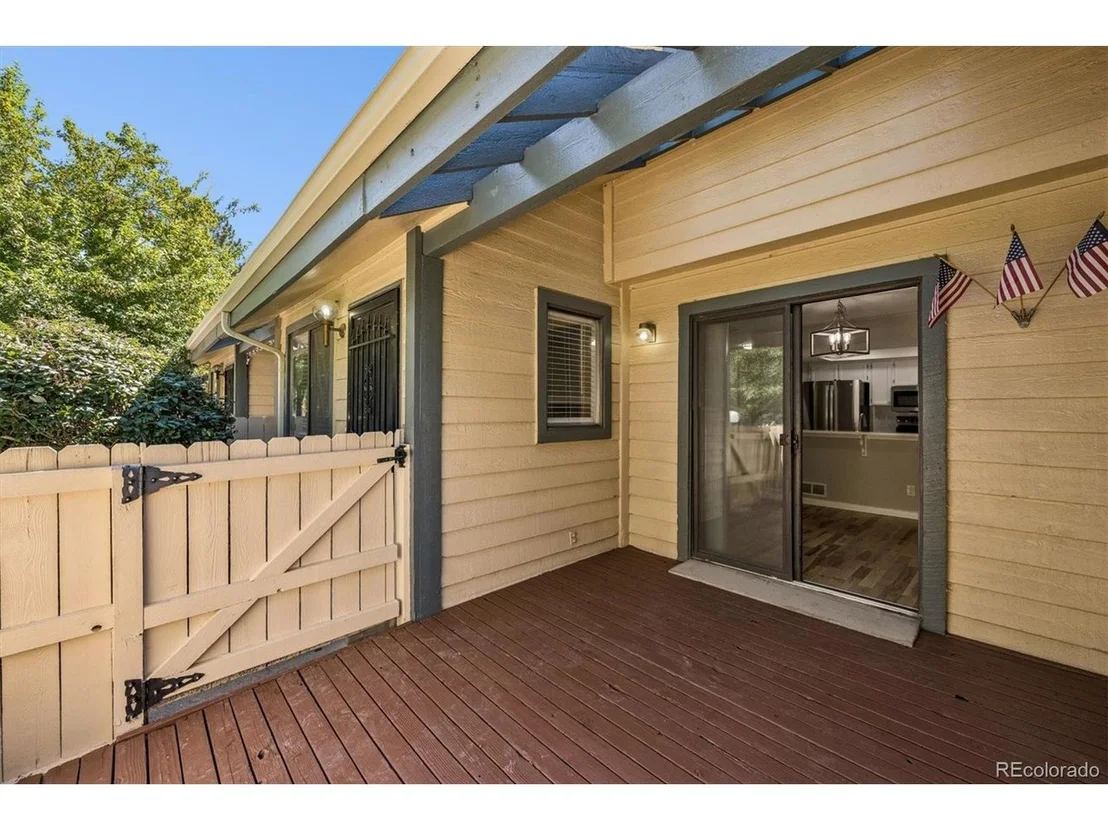 Photo of Unit D at 8787 Allison Dr