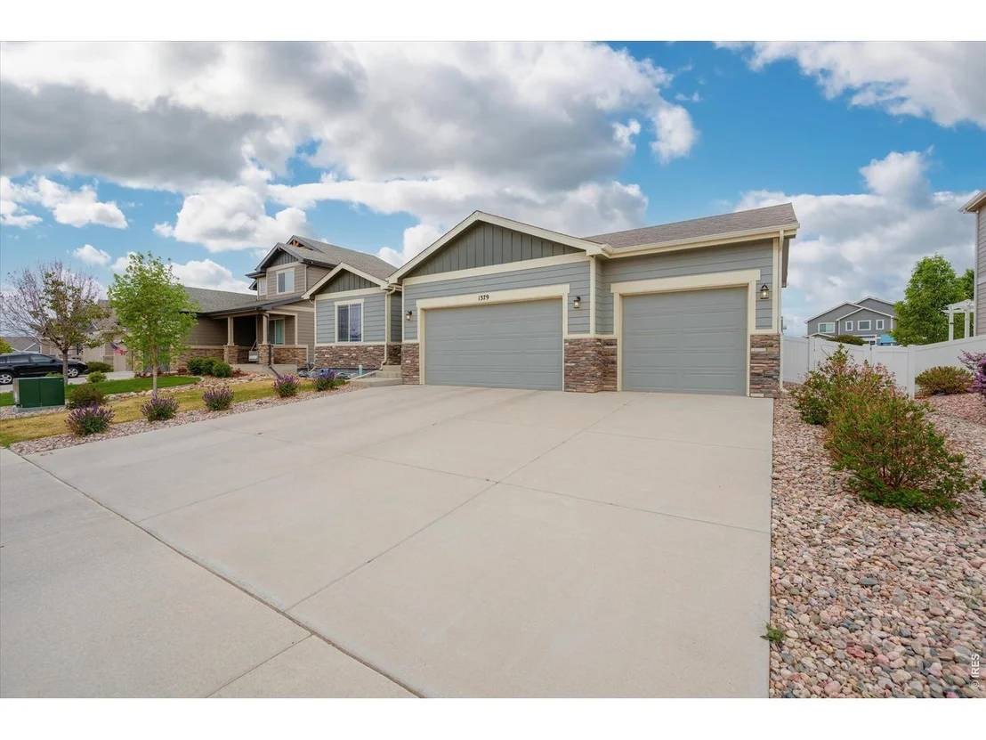 Photo of 1379 Cimarron Cir
