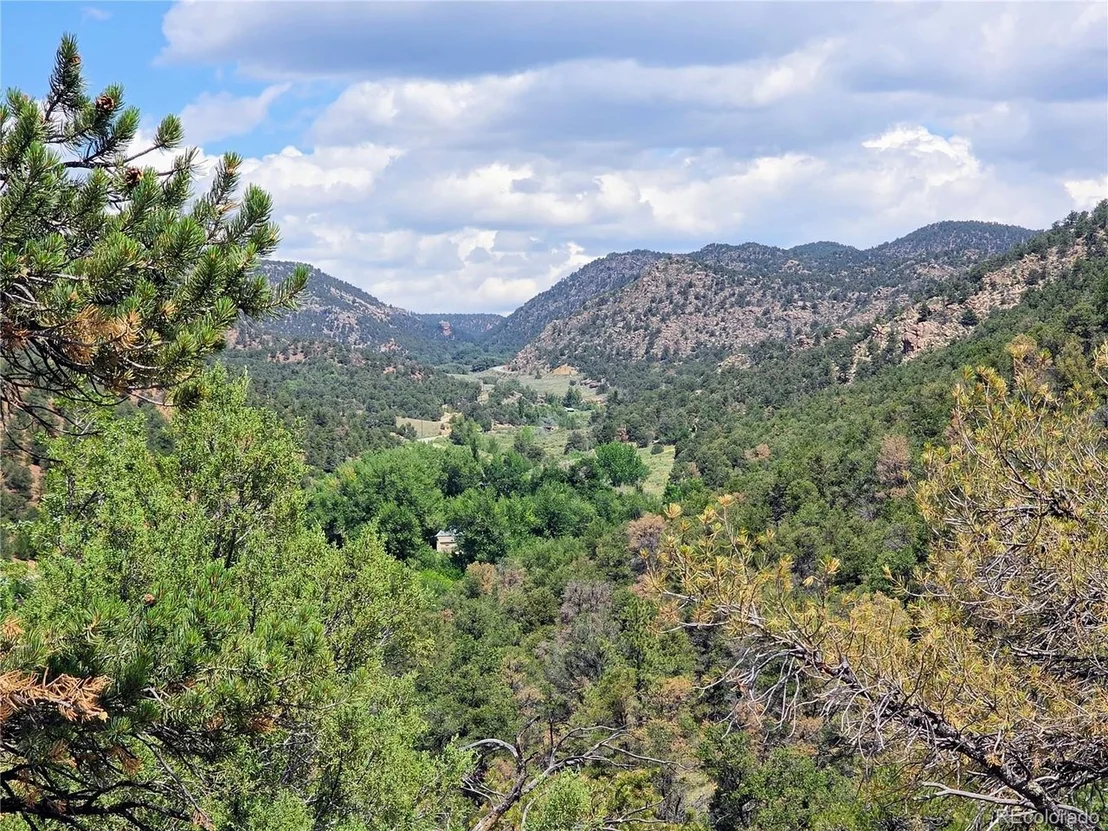 Photo of 291 County Road 51