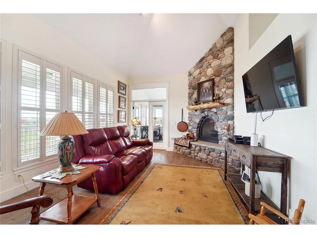 Photo of 6317 County Road 41