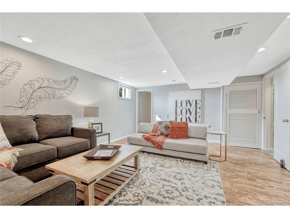Photo of 8223 W 70th Pl