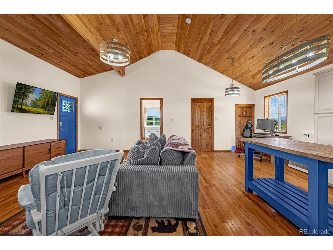 Photo of 8591 Black Beaver Rd
