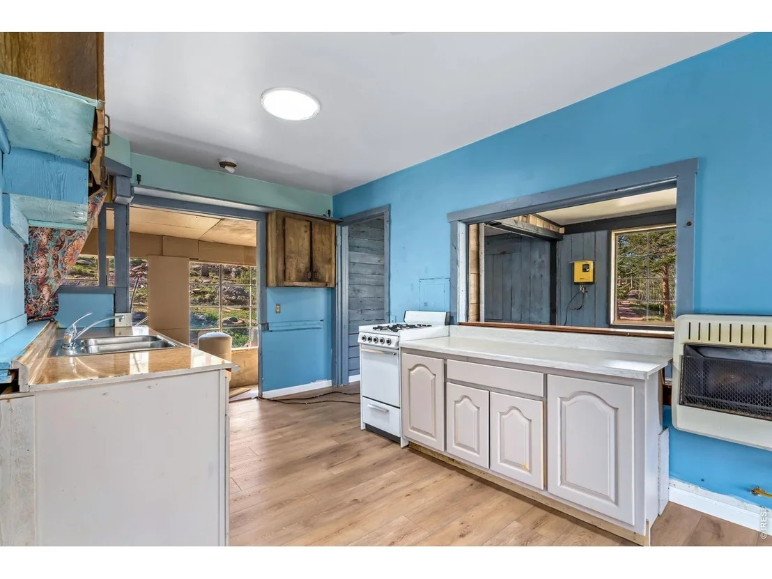 Photo of 151 Columbine Dr