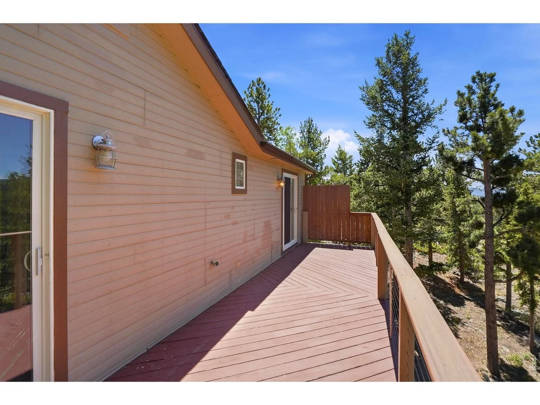Photo of 212 Elk Pl