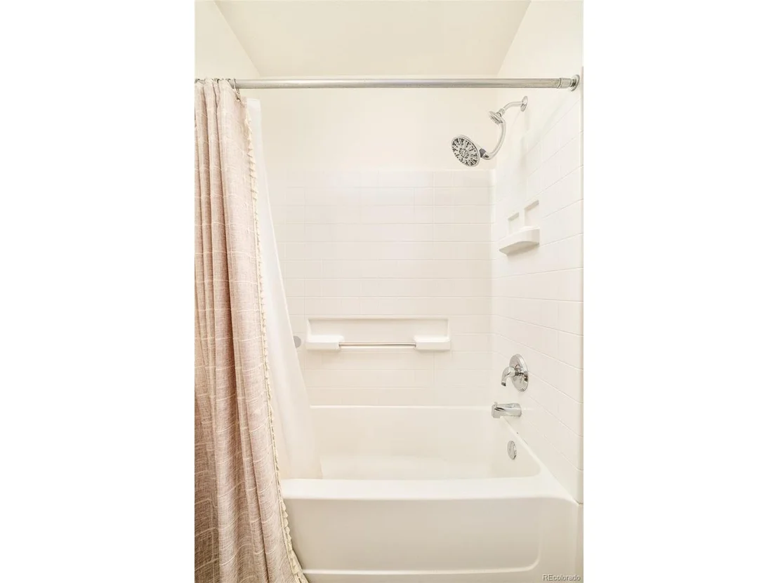 Photo of 11832 Zenobia Loop