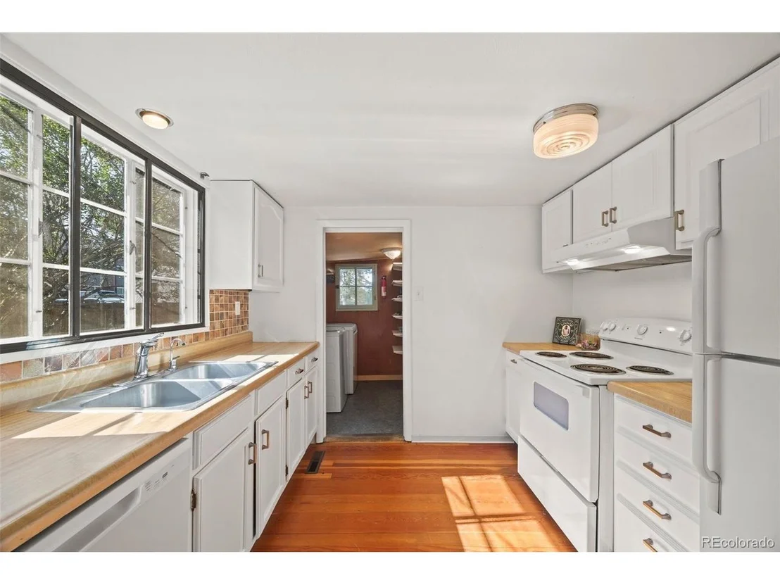Photo of 2231 Columbine Ave