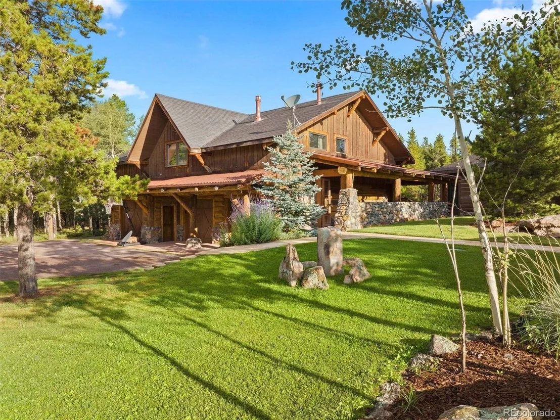 Photo of 9141 Mountain Ranch Rd