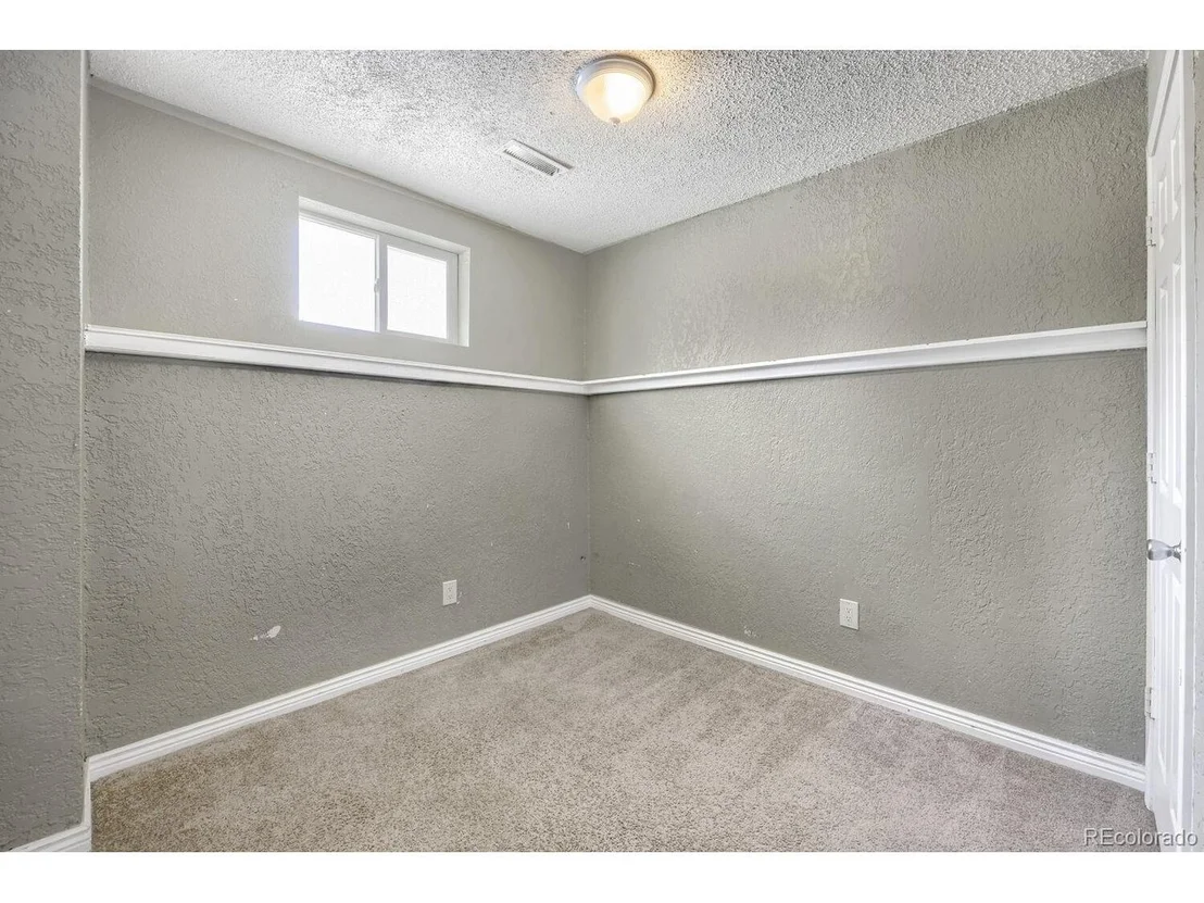 Photo of 7530 Hilltop Cir