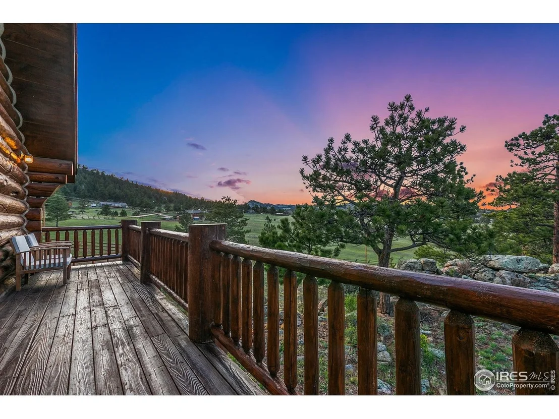 Photo of 344 Snowmass Dr