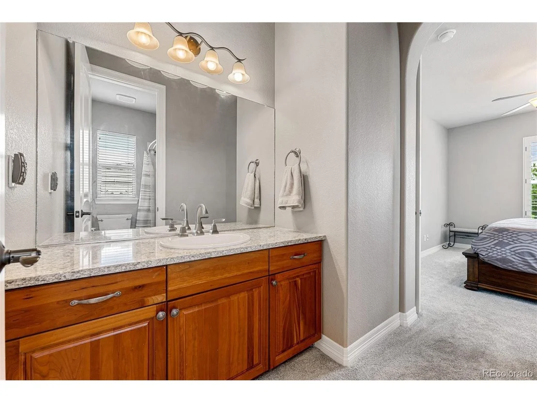 Photo of 9721 Sunset Hill Pl