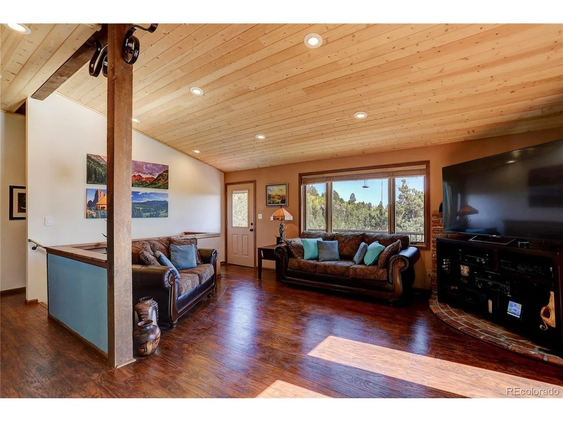 Photo of 11183 Conifer Mountain Rd