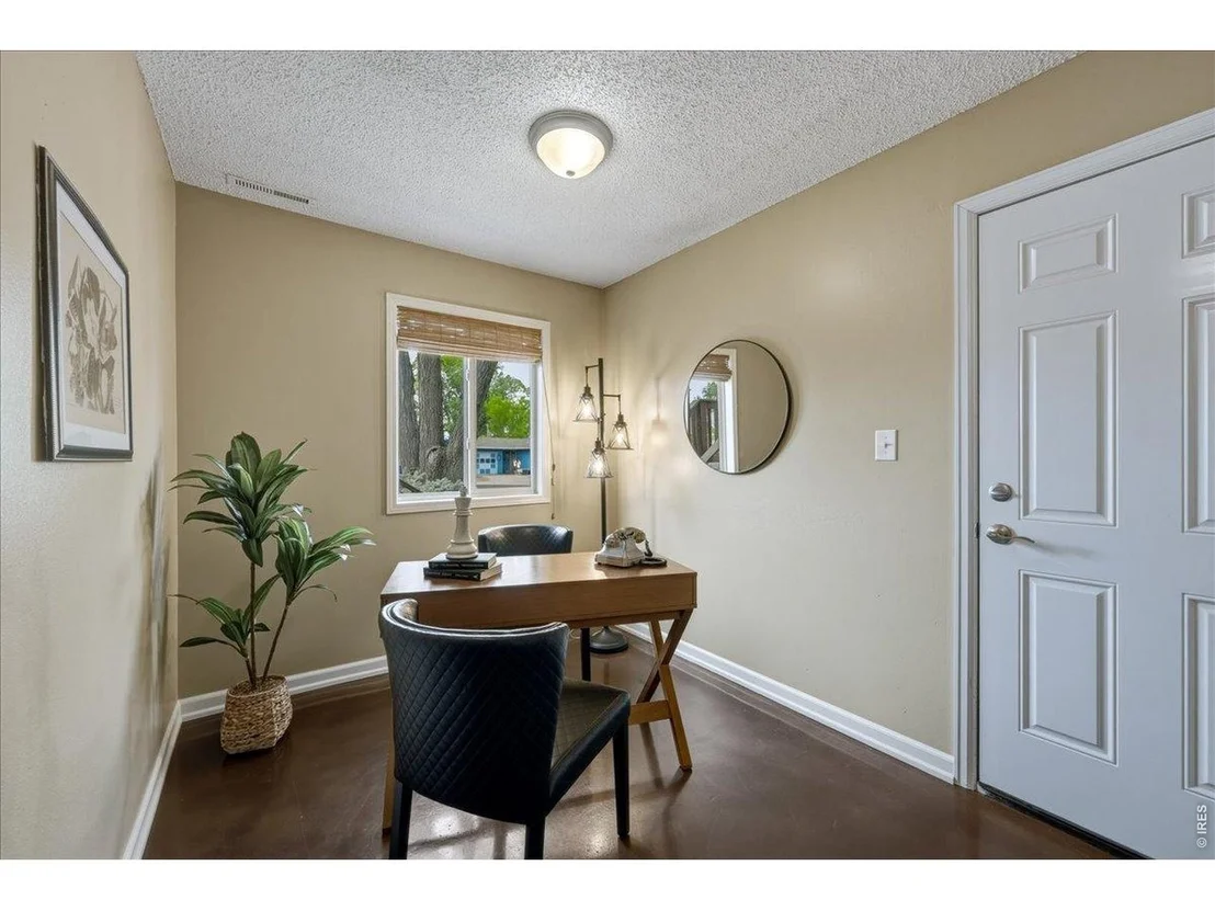 Photo of 30 Tulip Ct