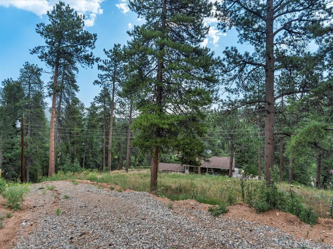 Photo of 27685 Stagecoach Rd
