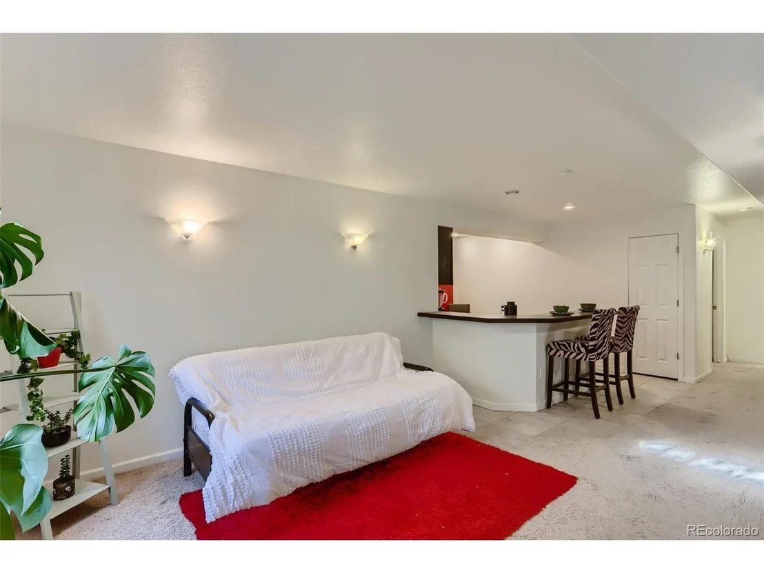 Photo of 10227 Echo Cir